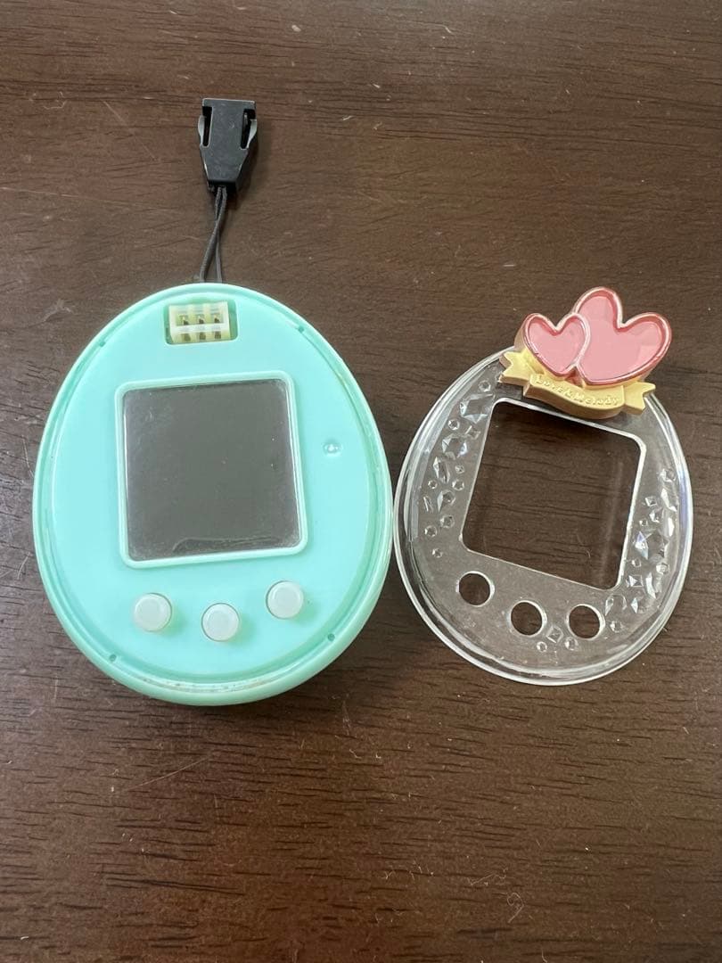 たまごっちピース たまごっち グリーン　P’s たまデコピアス