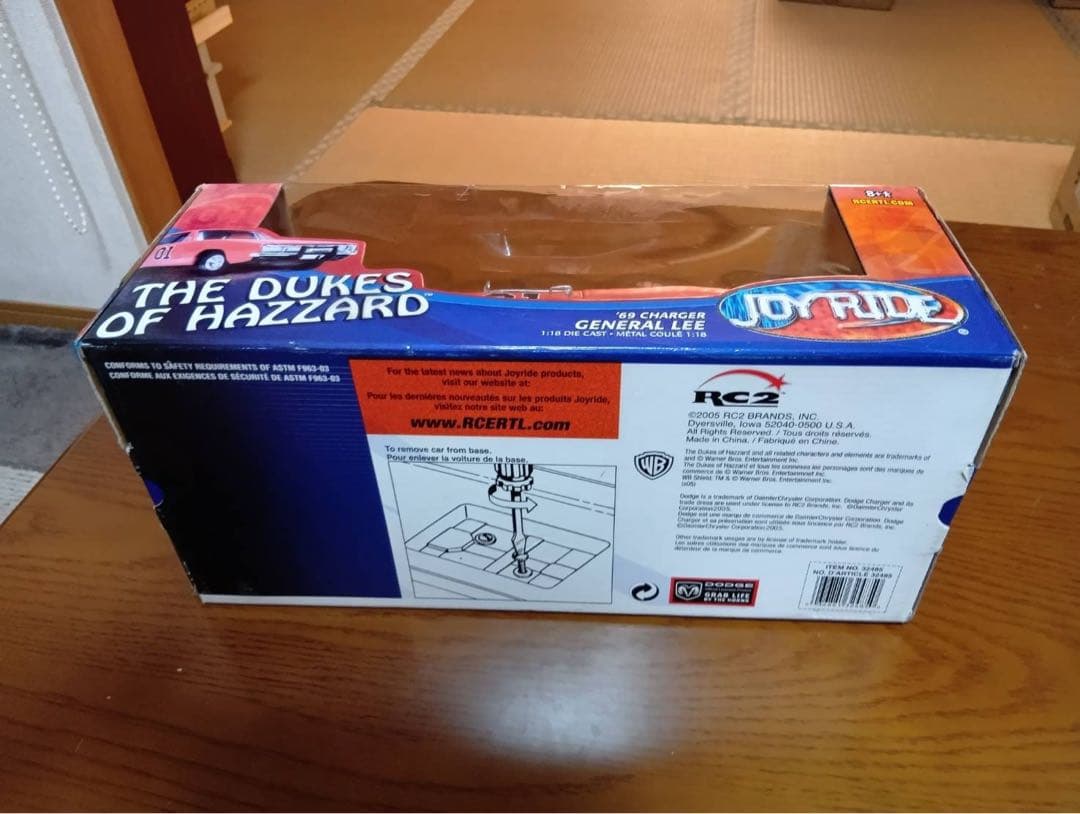 デュークオブハザード　ダッチチャージャー 1969年式　1/18