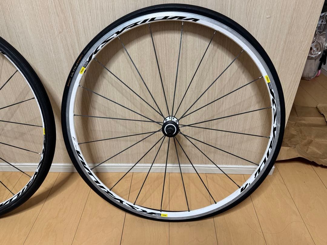 Mavic Ksyrium Equipe 700cホイール　シマノ11速