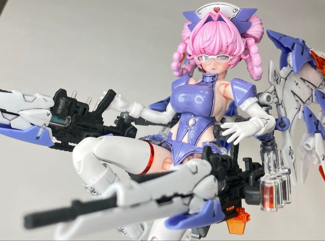 メガミデバイス デザインメイデン メディック 塗装完成品