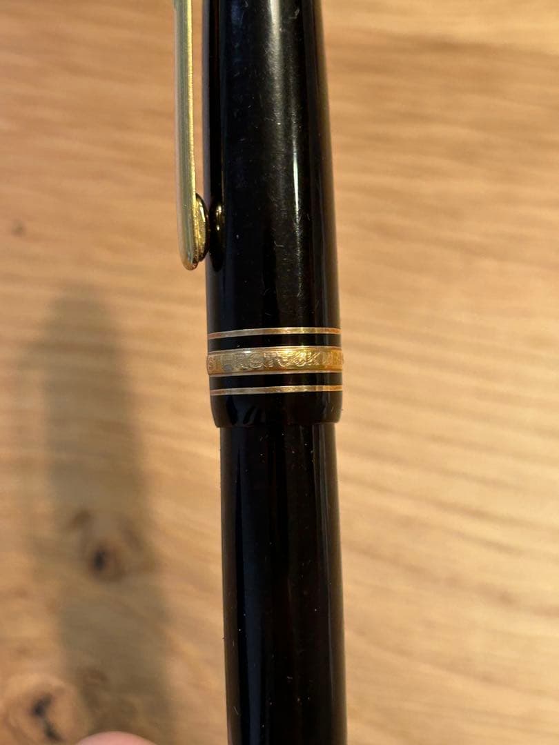 モンブラン　黒　万年筆
