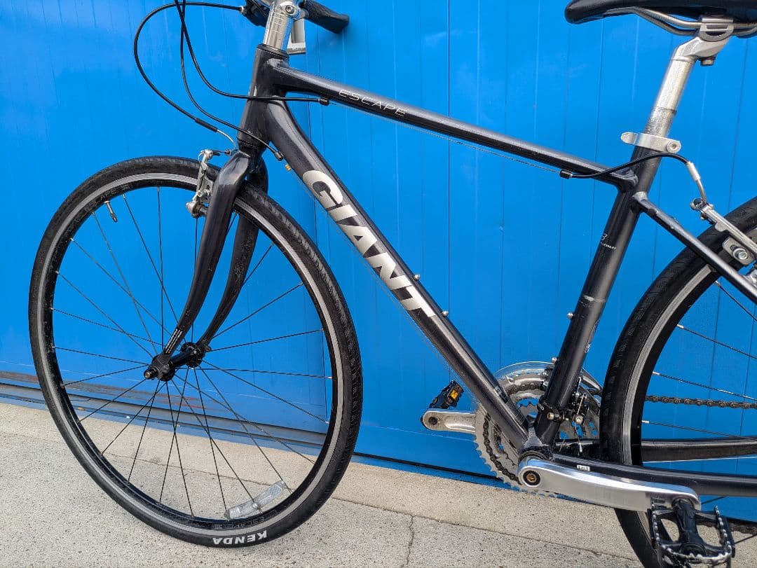 GIANT ESCAPE R3 GIANT クロスバイク 名古屋夜配送無料