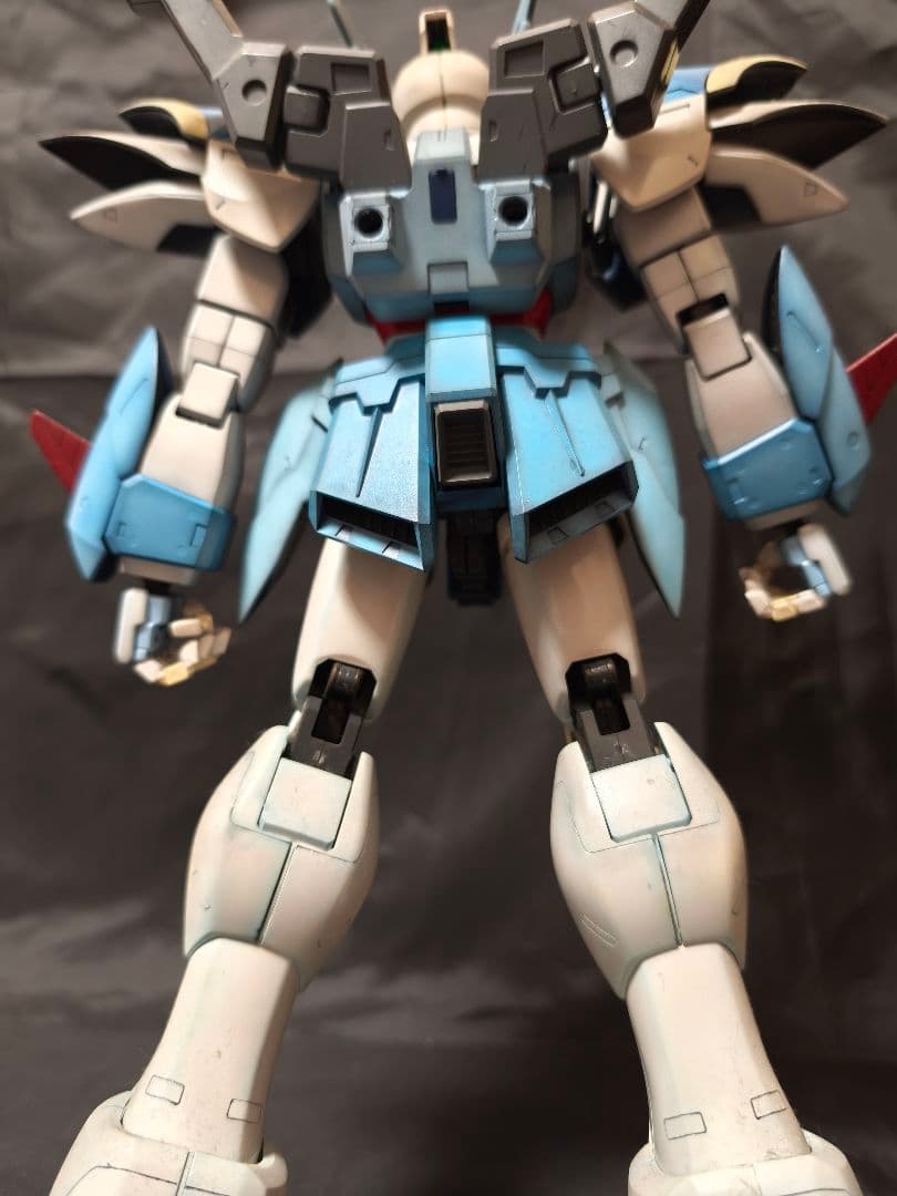 PG 新機動戦記ガンダムW Endless Waltz スノーホワイト完成品