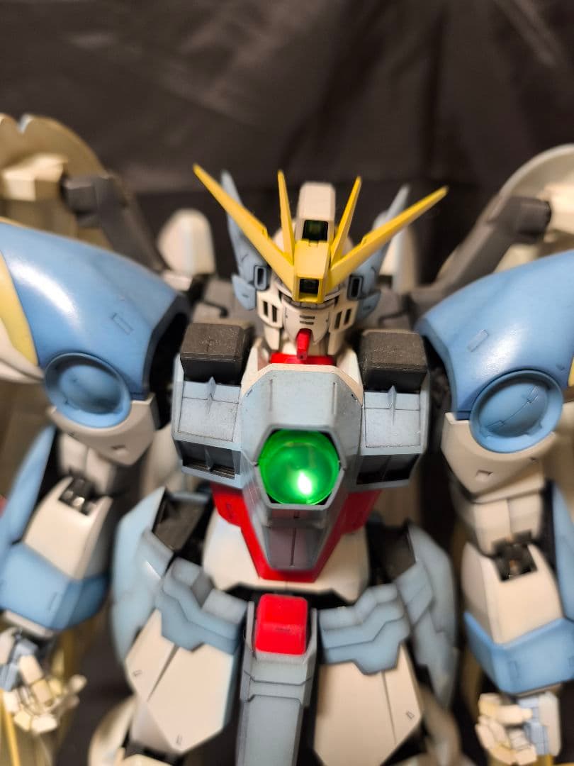 PG 新機動戦記ガンダムW Endless Waltz スノーホワイト完成品