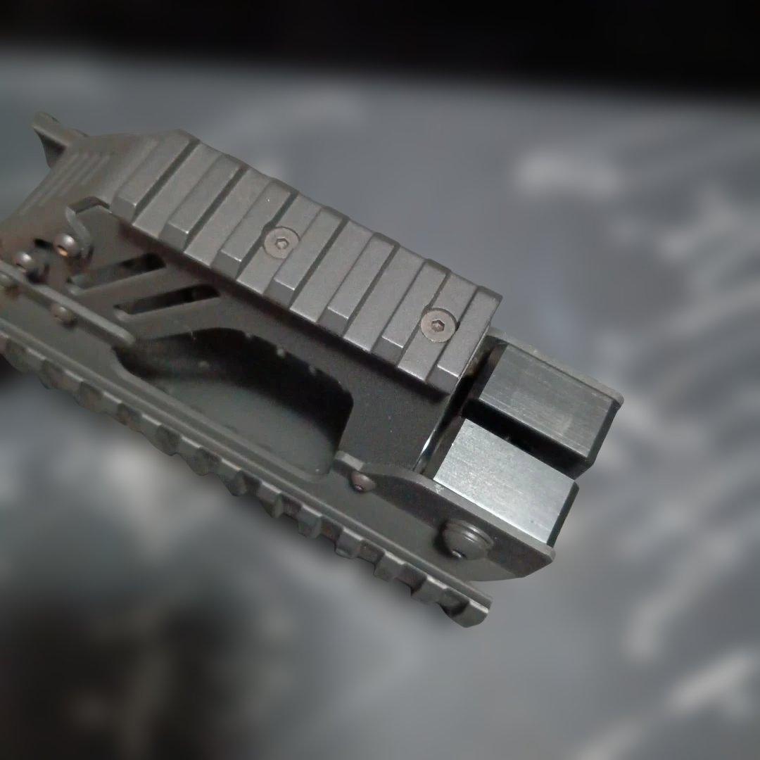 東京マルイ　p90 レイルハンドガード