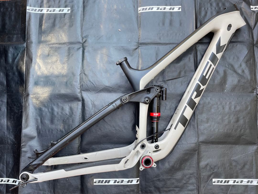 TREK SLASH 9.7 CARBON 29 Mサイズ フレーム