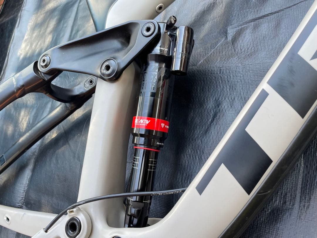 TREK SLASH 9.7 CARBON 29 Mサイズ フレーム