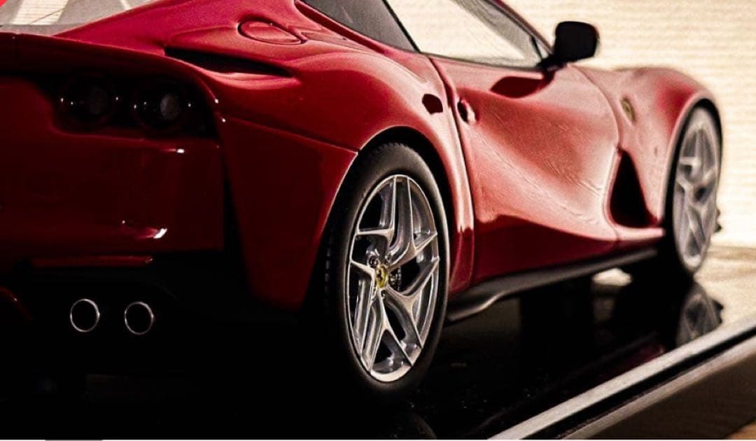 世界限定570台 BBR 1/18 フェラーリ 812superfast試作品？