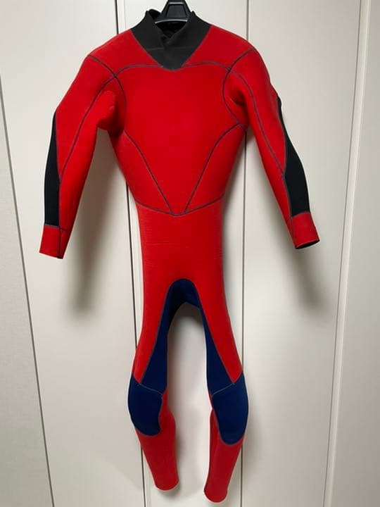 FUTURE ウエットスーツ　サイズ　メンズM