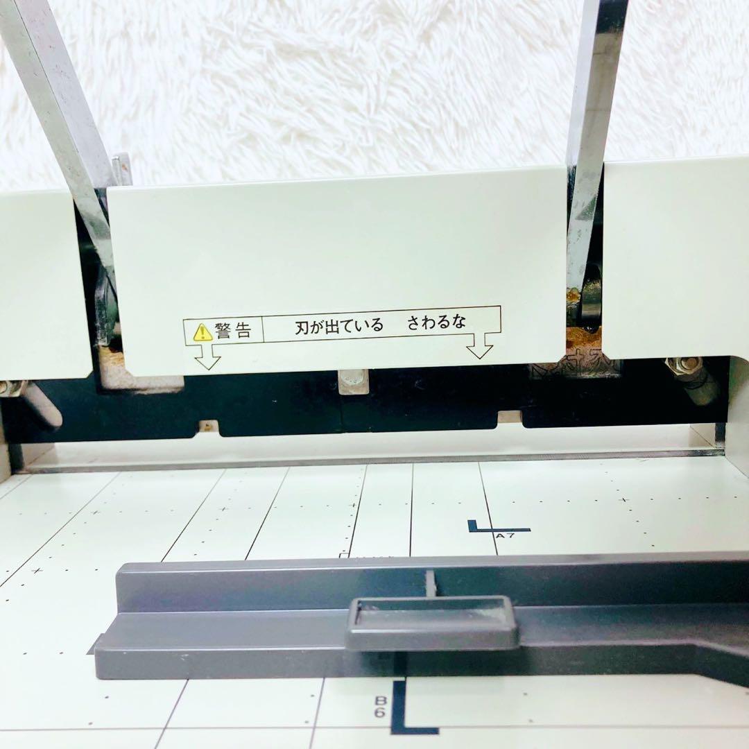 PLUS 裁断機 PK-513L 業務用 手動式 A4 書類整理 木村刃物