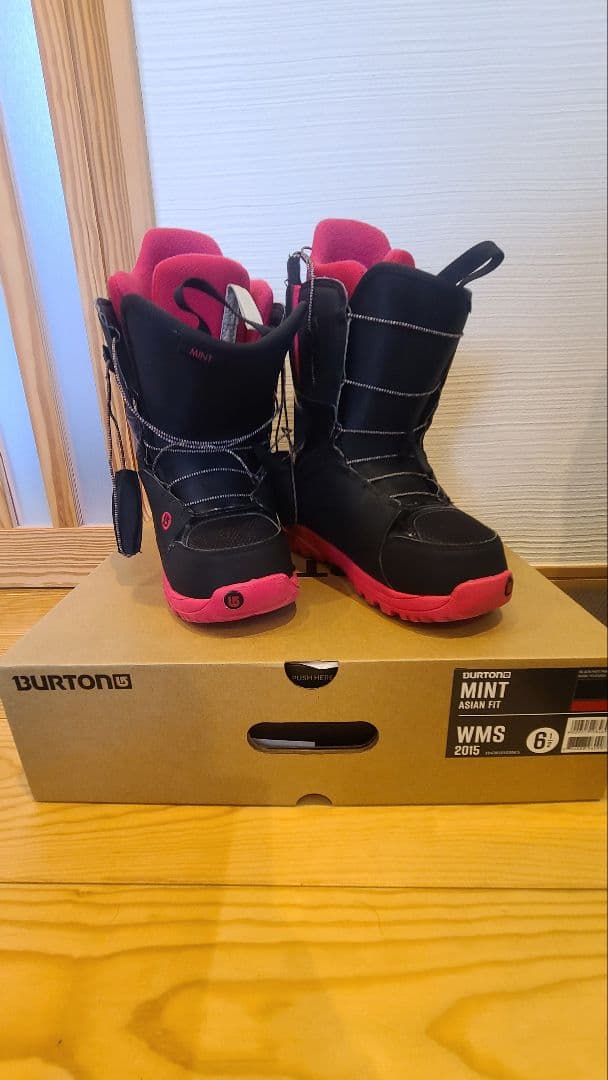 Burton Mint Asian Fit バートン ミント 23.5cm