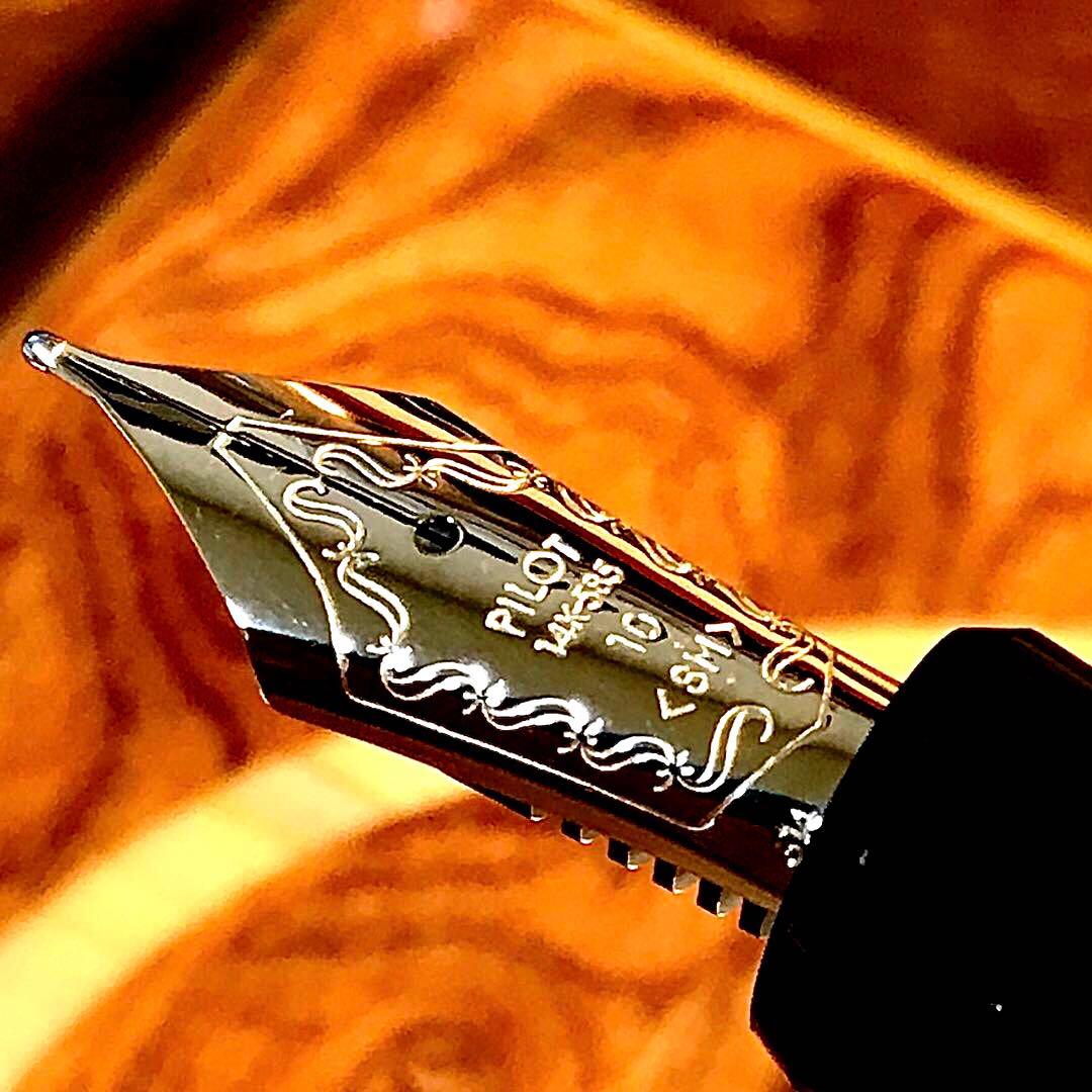 ☆超お勧め☆美しいパイロットカスタム万年筆742(SM)ほぼ新品未使用品