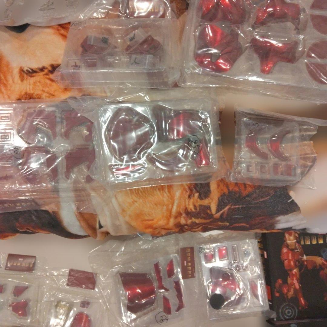 アイアンマン デアゴスティーニ　1〜100号　マガジン付きファイル５冊