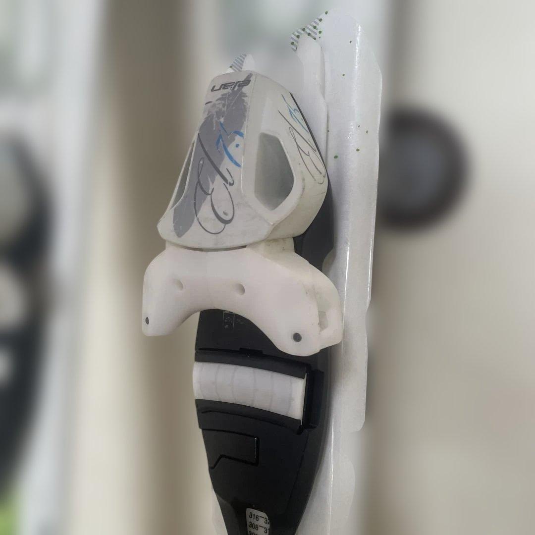 スキー板 エラン　軽量型　146センチ　グリーン ホワイト ビンディングつき