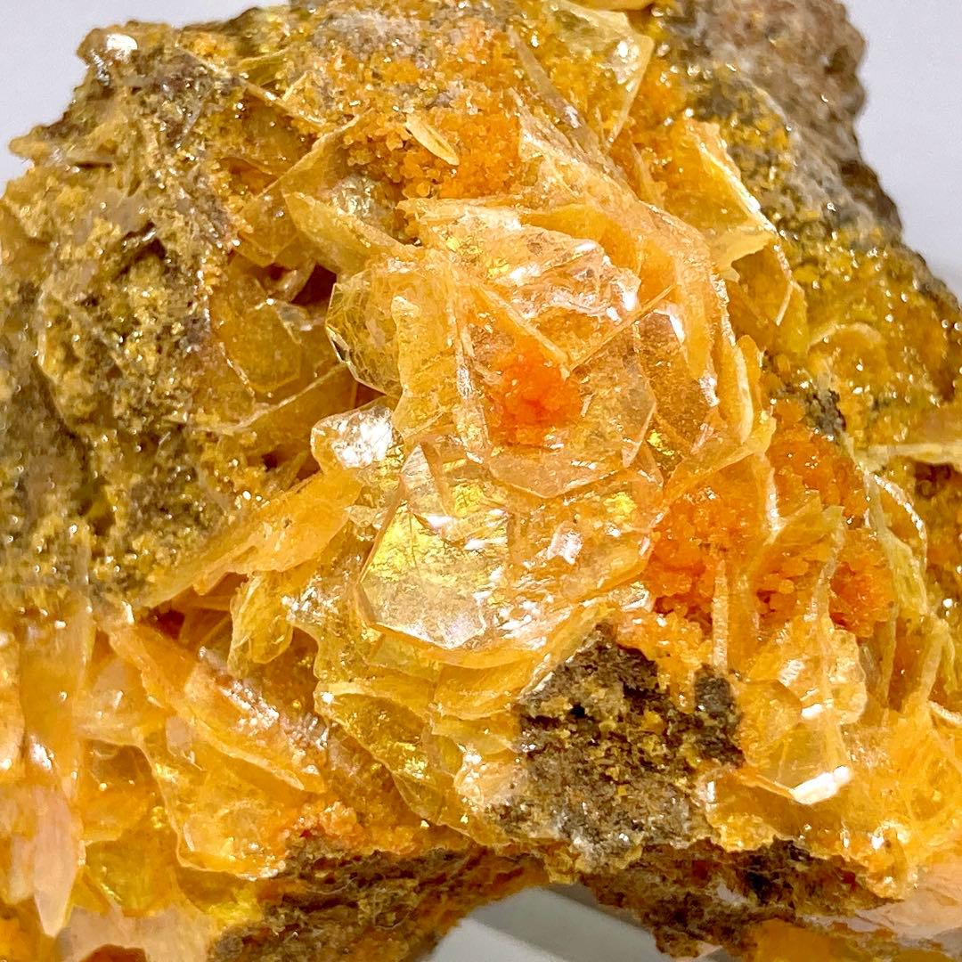 バ*コ様 ウルフェナイト　モリブデン鉛鉱　原石　鉱物標本　天然石　269