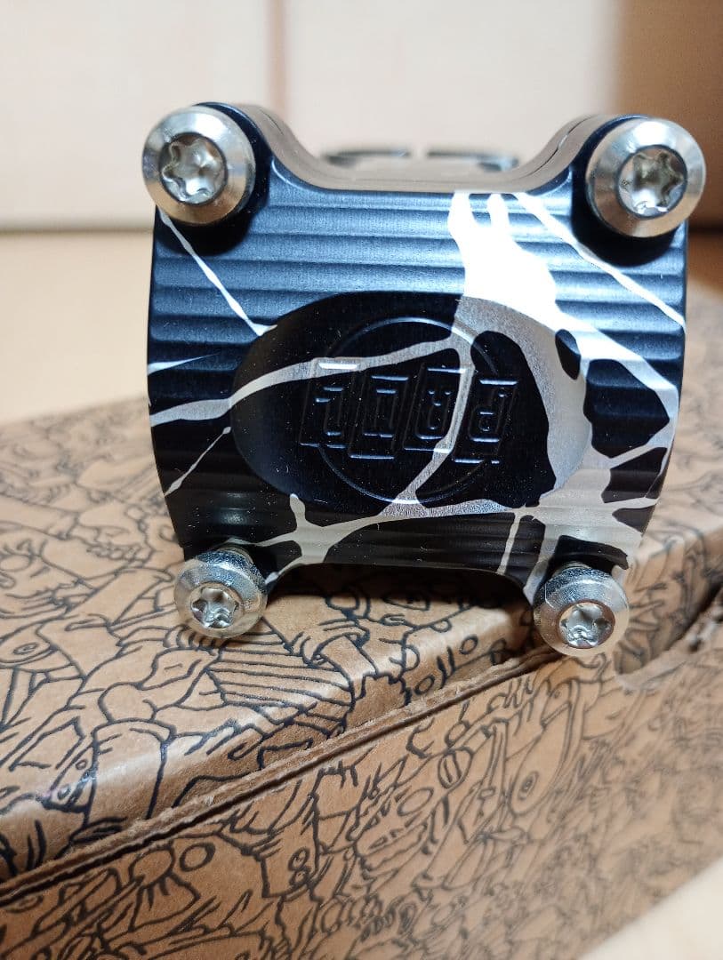 PAUL boxcar stem zebra splatter 70mm 0度