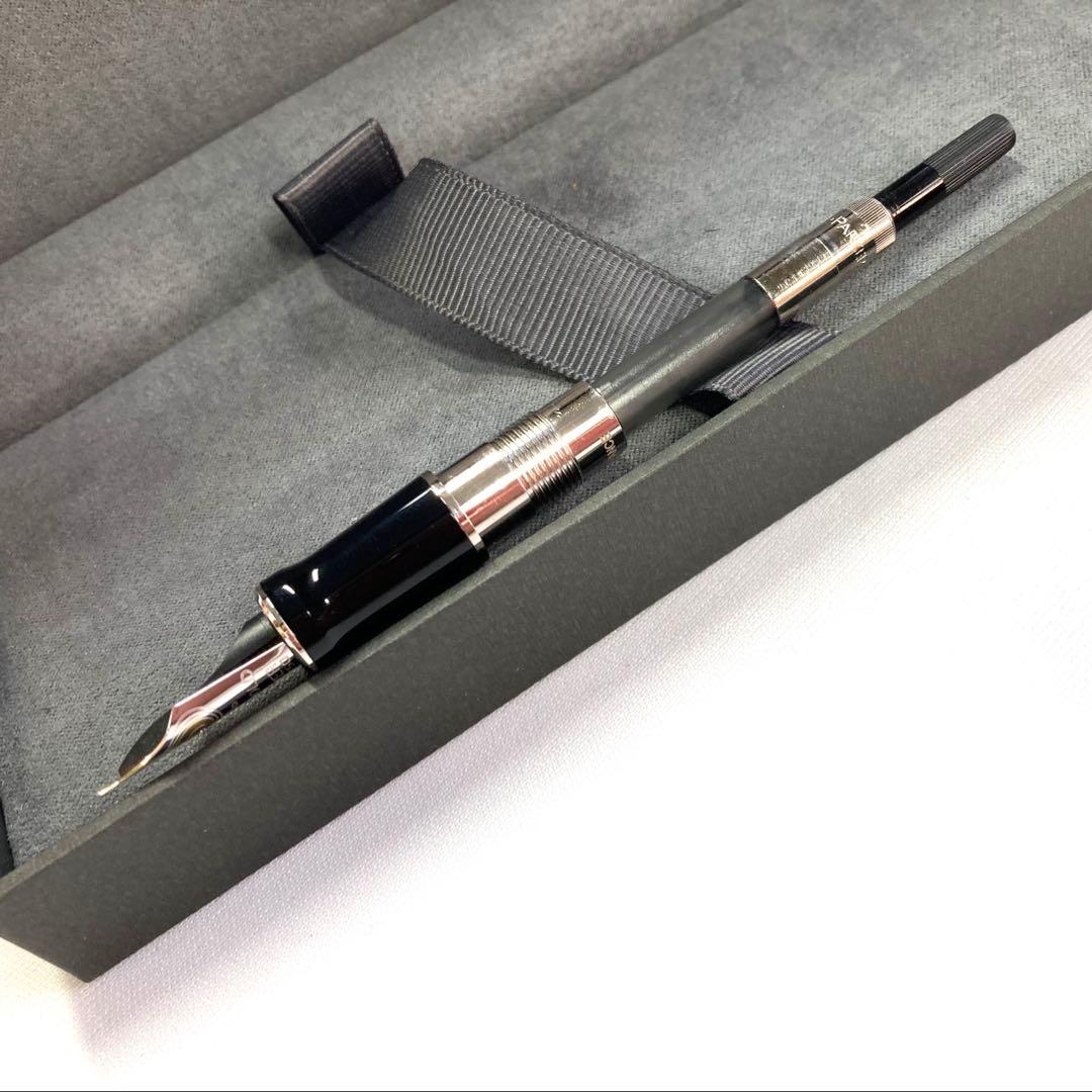 PARKER DUOFOLD 万年筆 クラシック ビッグレッド CT 美品