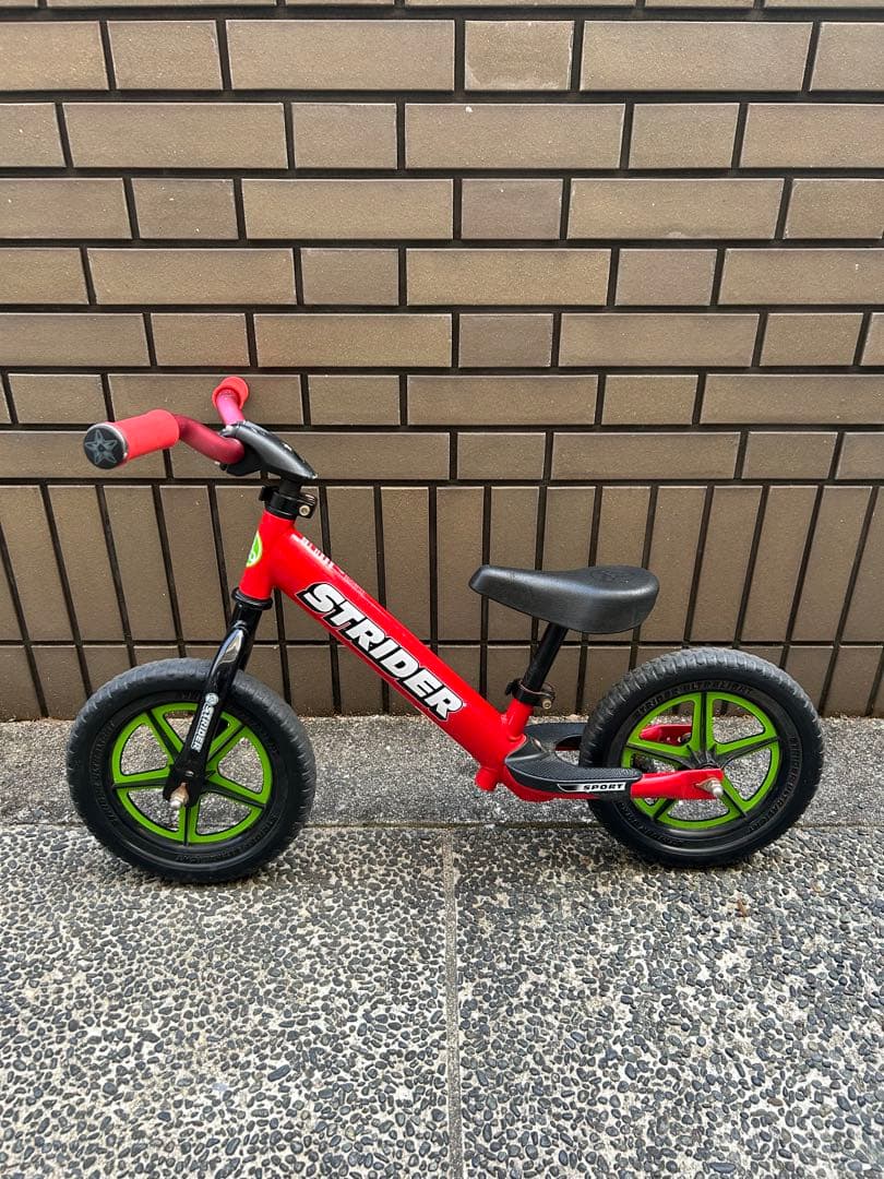 STRIDER SPORTS バランスバイク 赤 カスタム