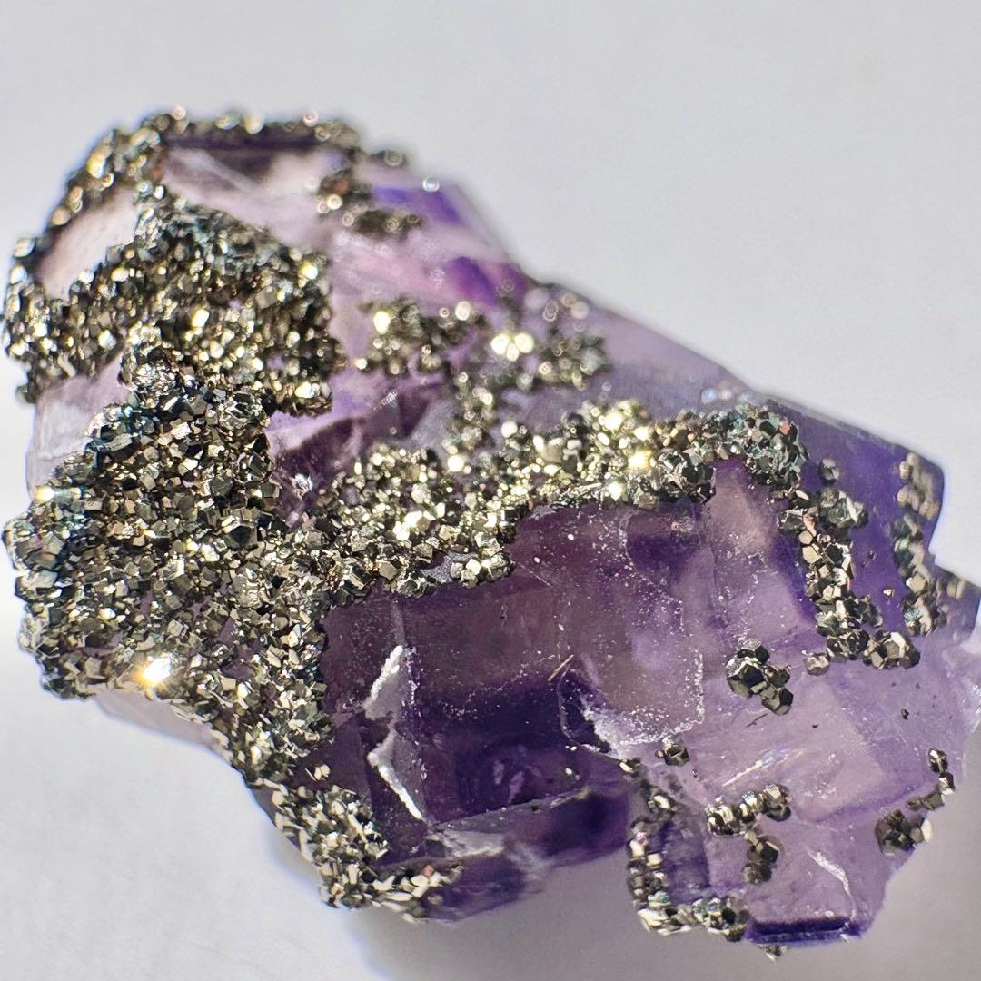 520 中国 内モンゴル産 レアタイプ フローライト&パイライト