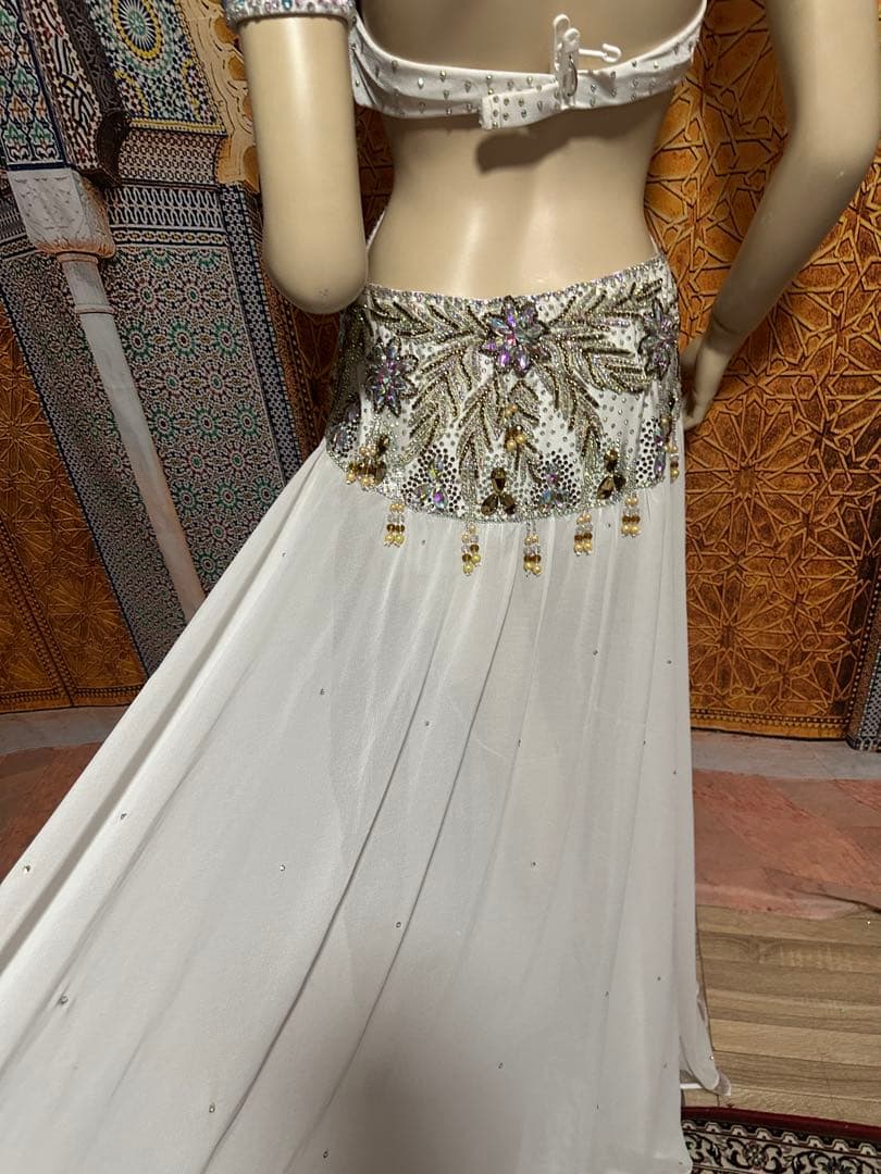 ベリーダンス衣装yasser ブランド値下げしました 50000万で