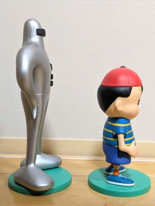 MOTHER2プライズフィギュア★スターマンのむすこ&ネス