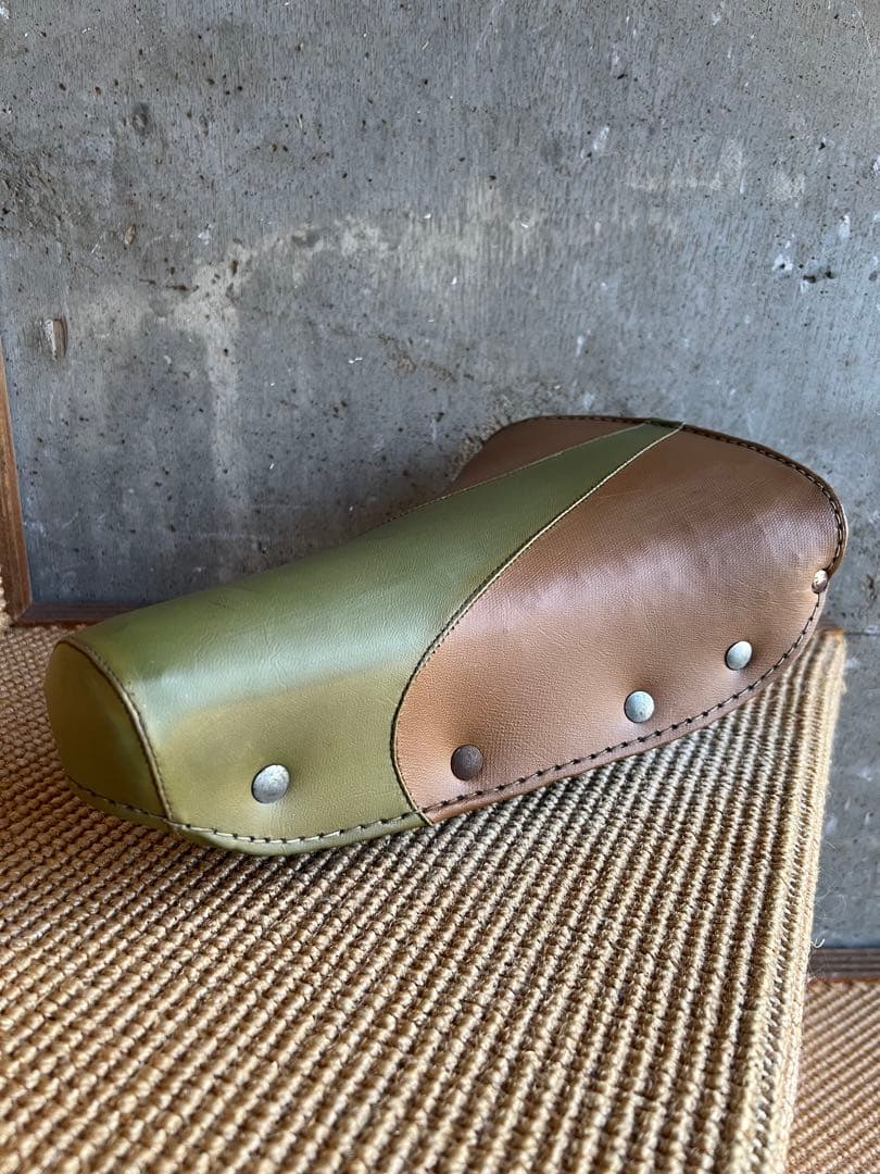 Imperial 60年代 サドル イタリア製 鉄フレーム 使用良品