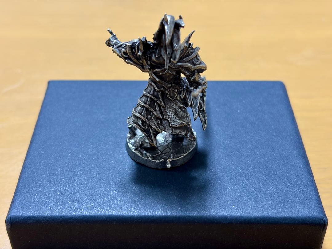 ダークソウル 竜狩りオーンスタイン ブロンズ フィギュア 置物 オブジェ