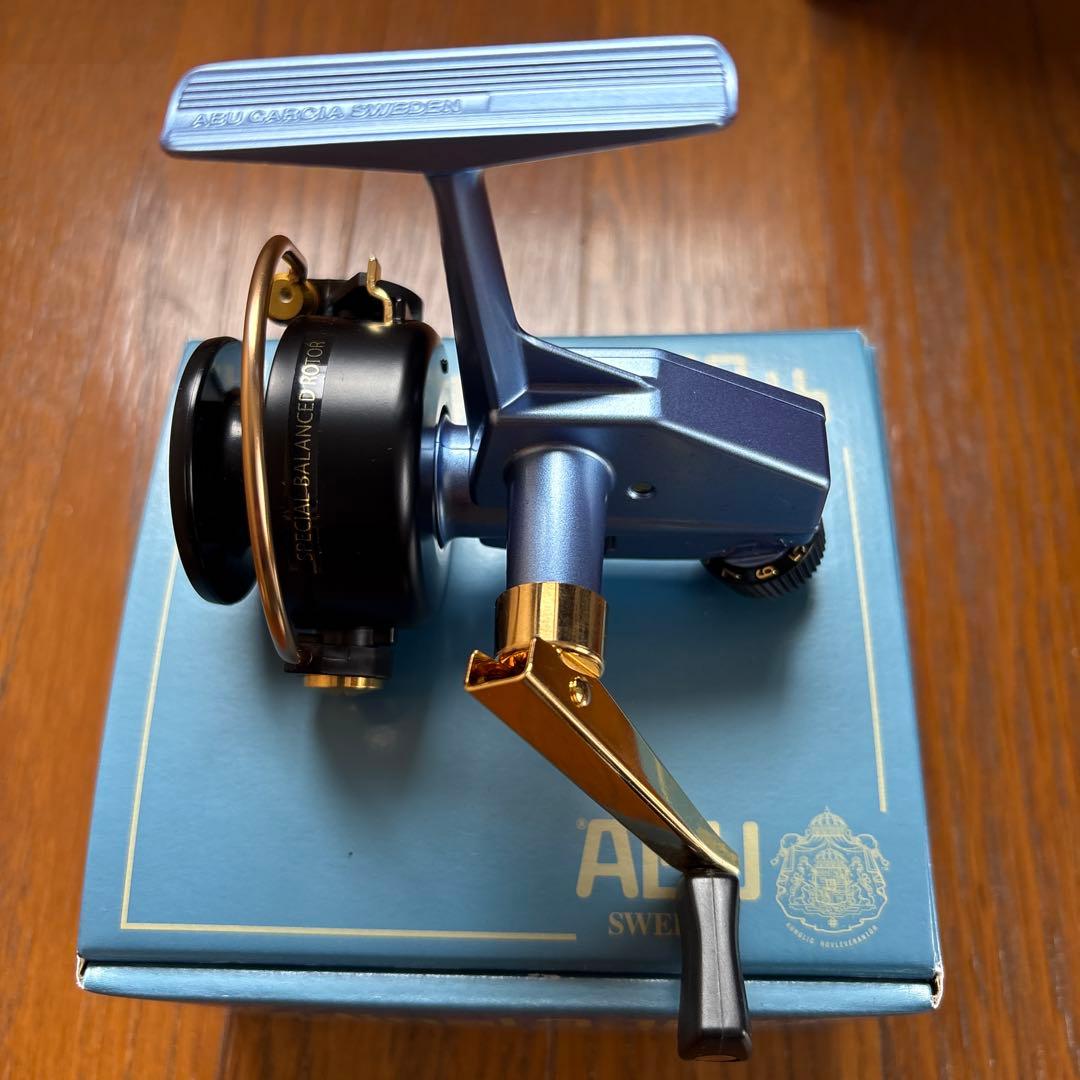 新品 ABU カーディナル3 100周年モデル アブガルシア×ディスプラウト