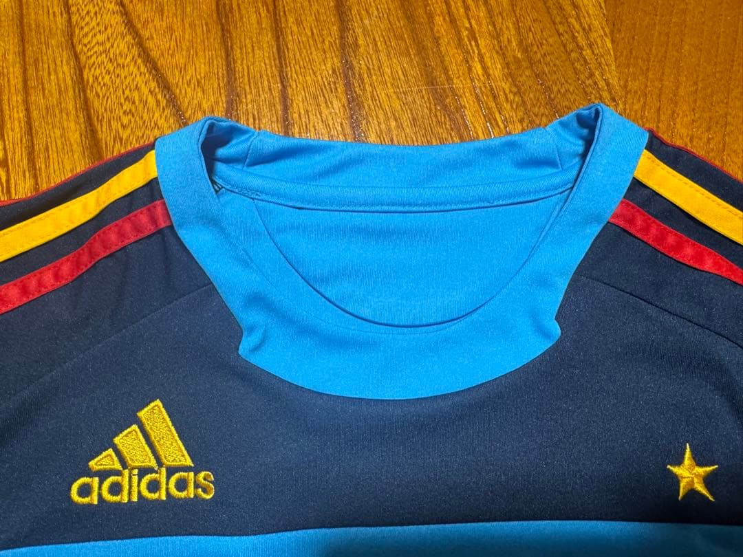 極美品 サッカー スペイン代表 背番号1 カシージャス ユニフォーム 2XO