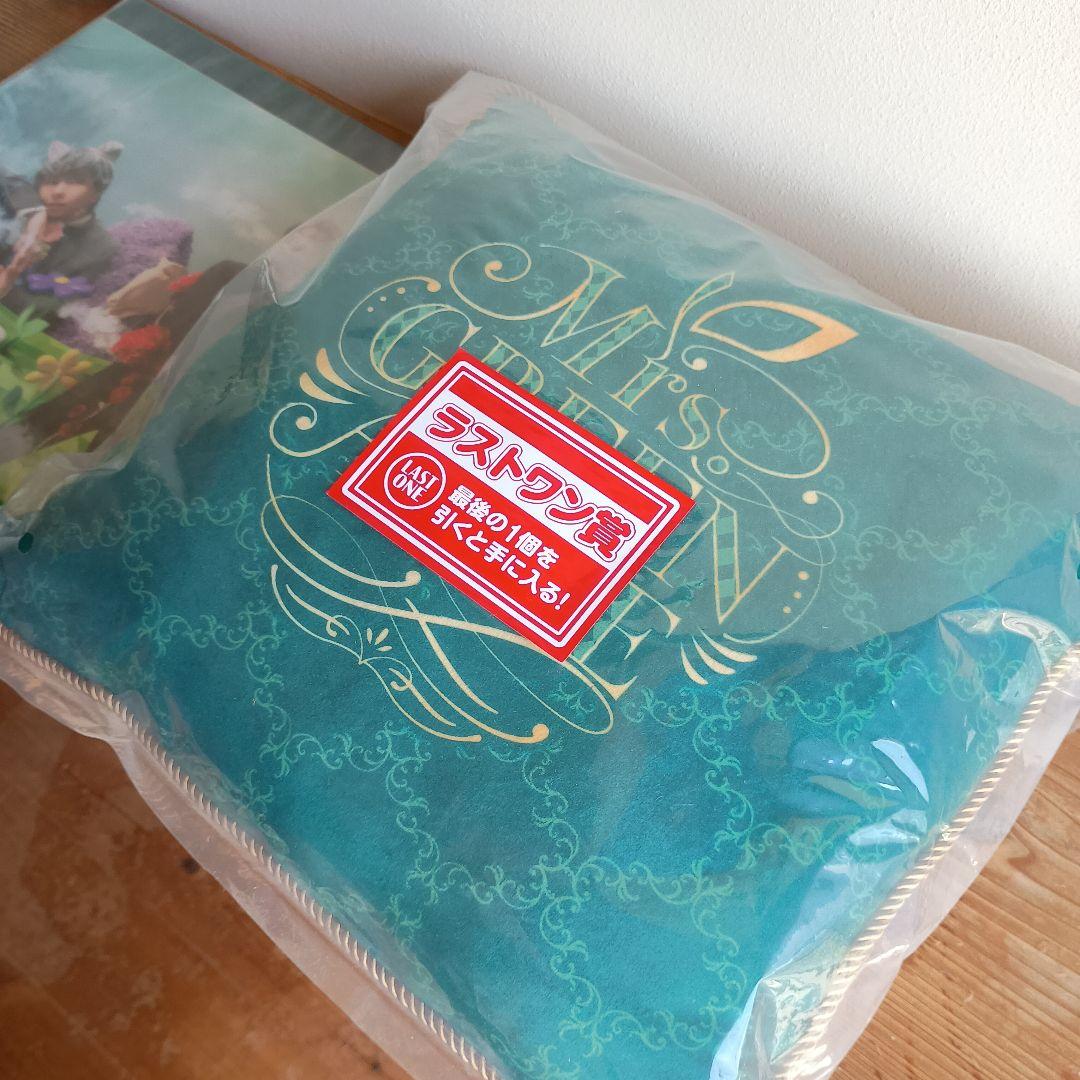 Mrs.GREEN APPLEミセス一番くじ　クッション＆ボードセット