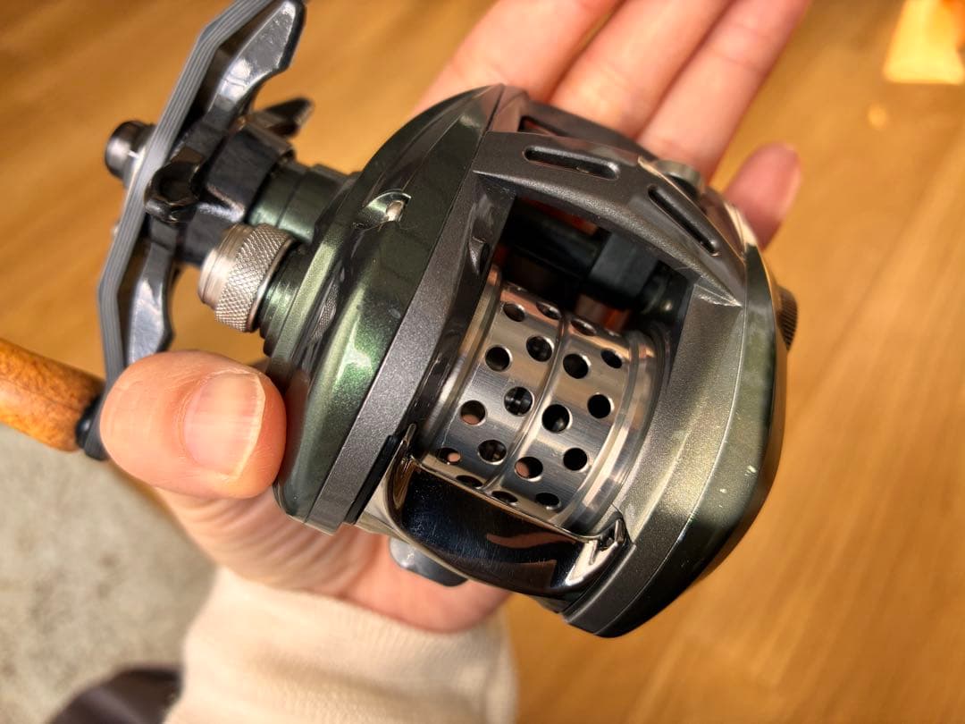 アルファス エアストリームカスタム 左ハンドル