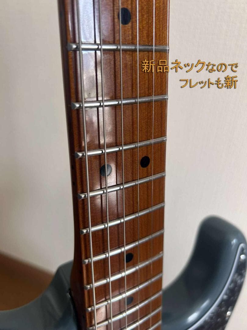 ラッカー塗装 SSHコンポーネント アルニコV ネック他各部新品のストラト