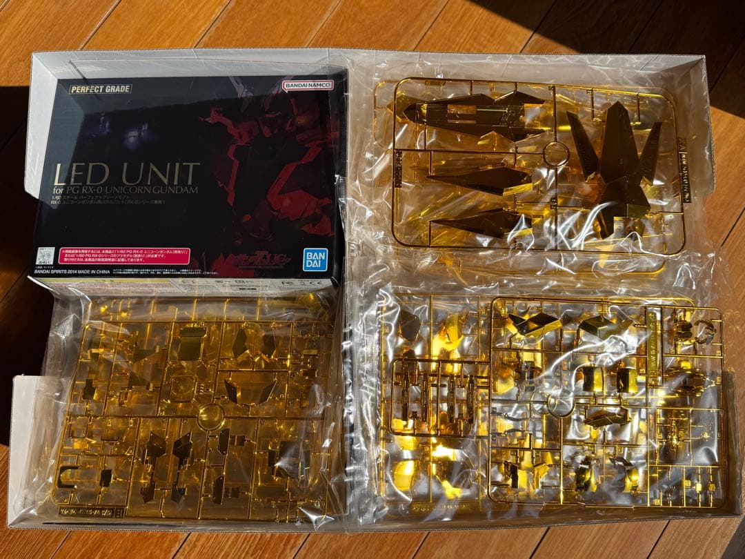 【再販】PGユニコーンガンダム３号機 フェネクス（ナラティブver.）