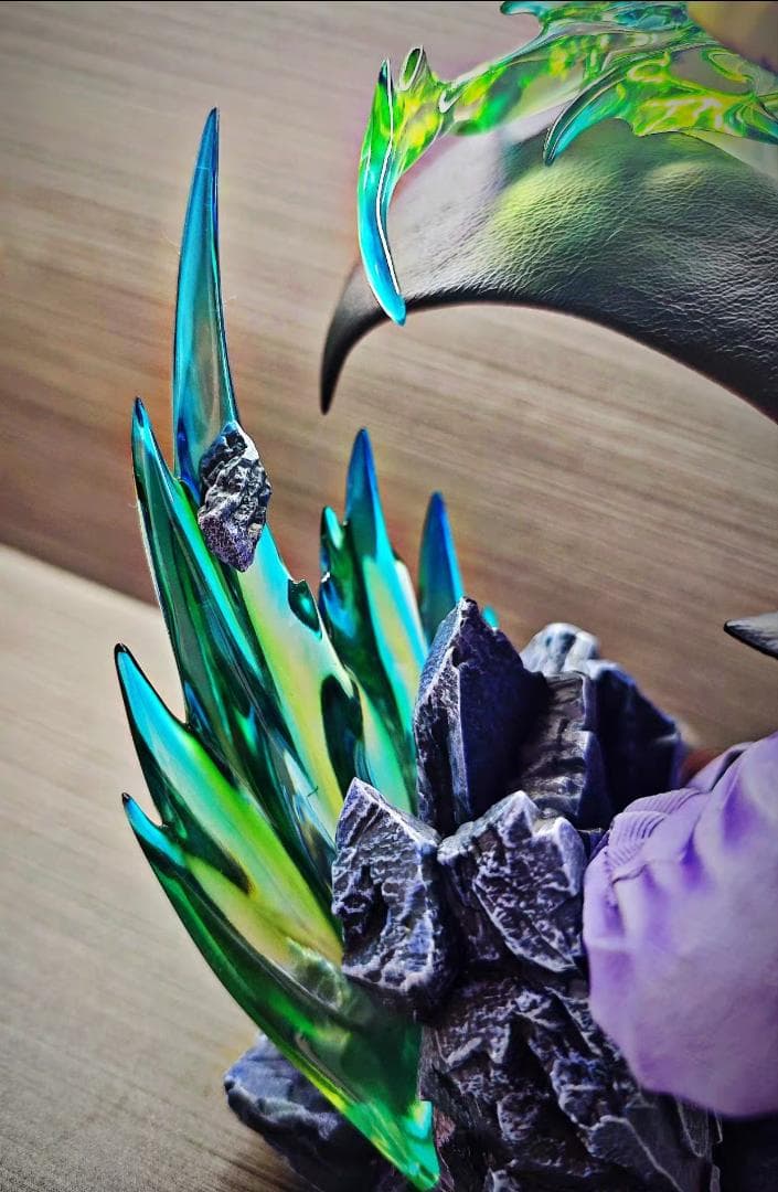 ワンピース 王下七武海 鹰目 ジュラキュール·ミホーク 彫刻フィギュア