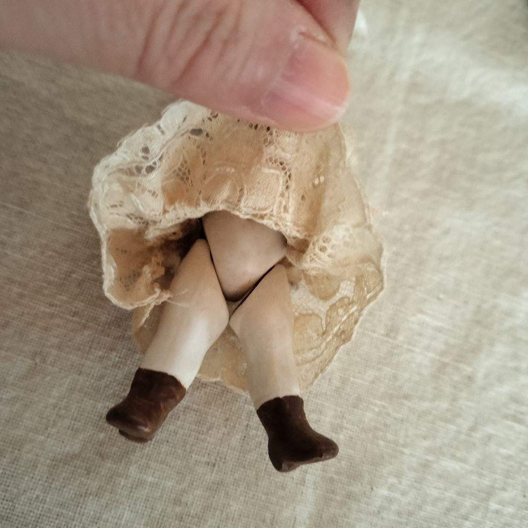 ③アンティーク　ミニョネット　ビスクドール