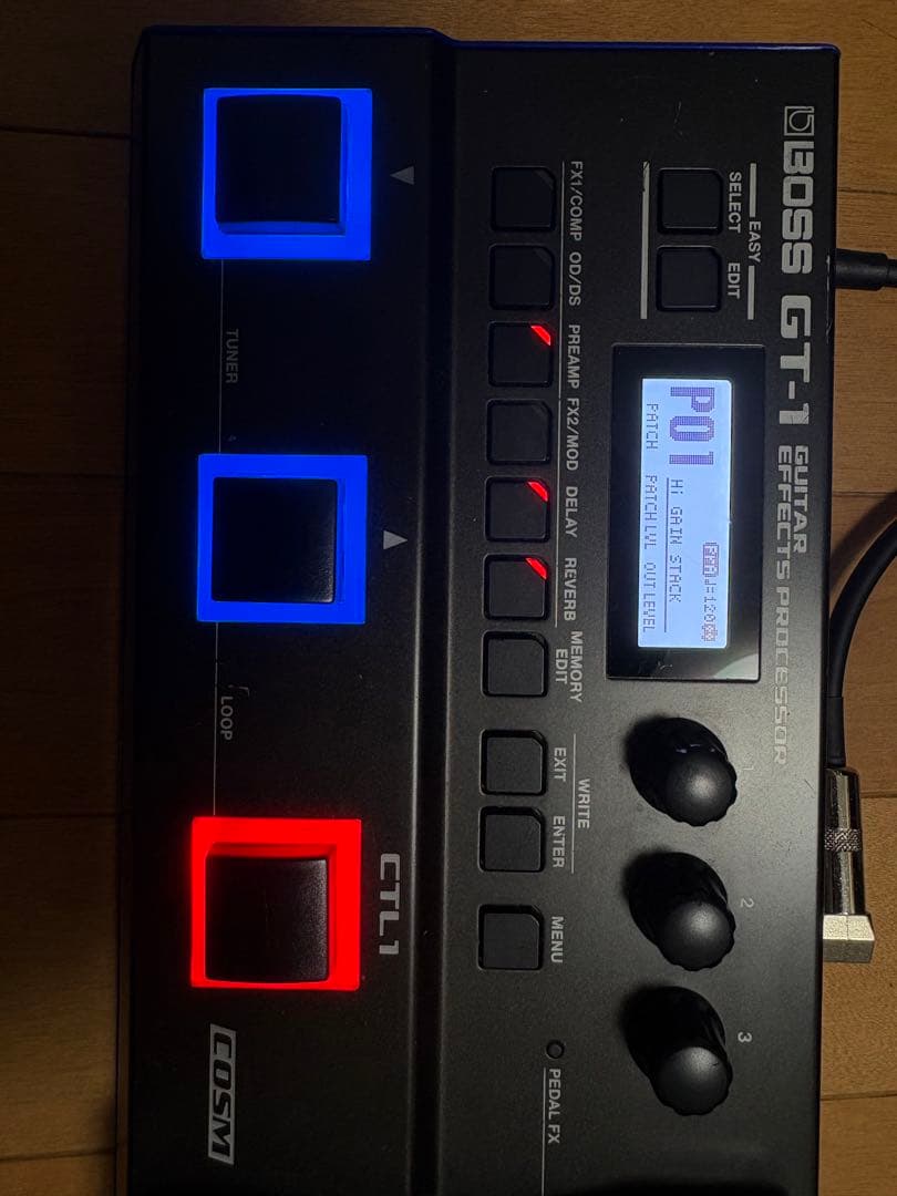 BOSS GT-1 マルチエフェクター（動作良好・ACアダプター付）