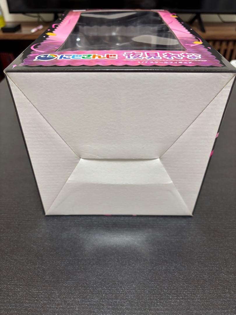 【新品未開封品】夜見れな 1/7スケールフィギュア　にじさんじ