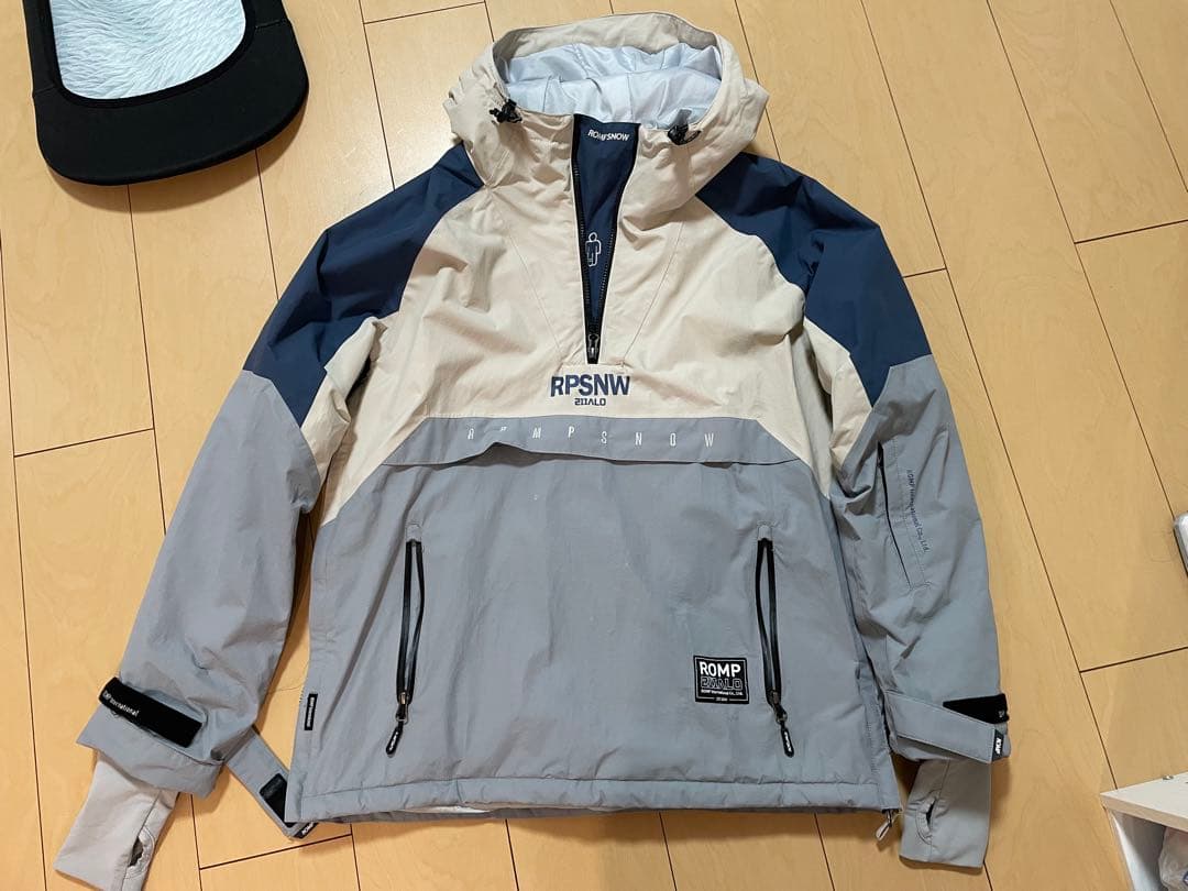 ROMP ロンプ スノーボードウェア 上下セット Mサイズ