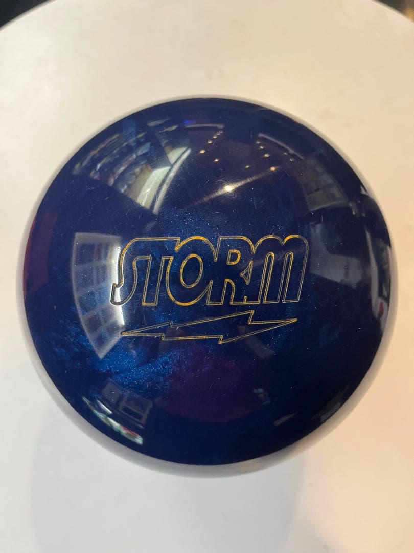 PURE PHYSIX ボウリングボール