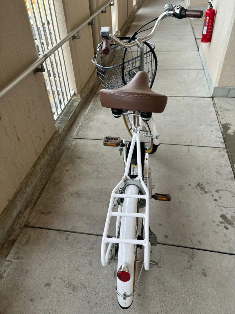 電動アシスト自転車 ホワイト
