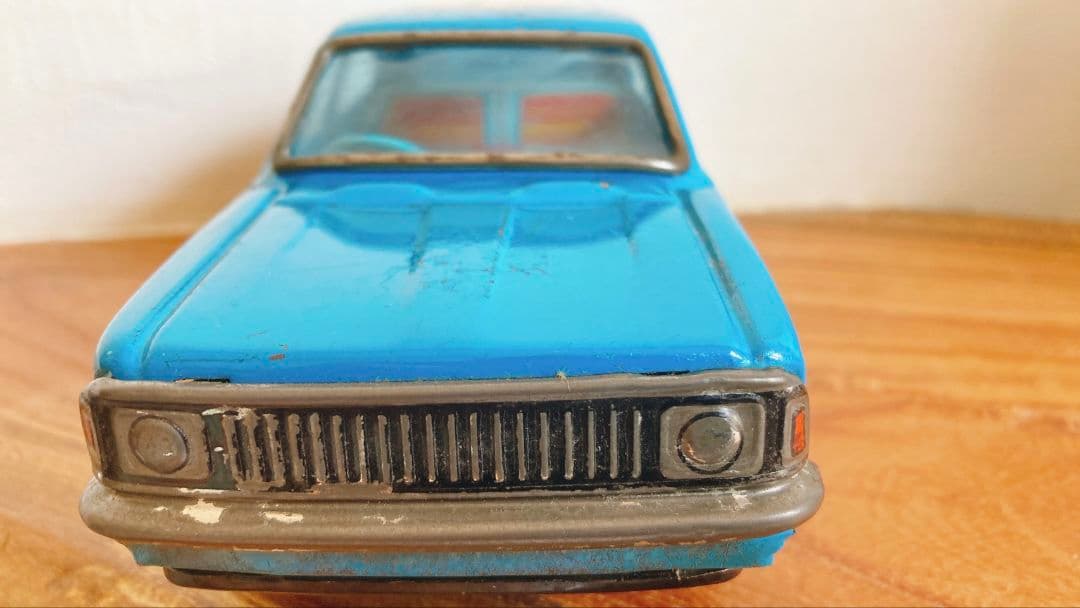 レトロ　ブリキ　トヨタカローラ1400