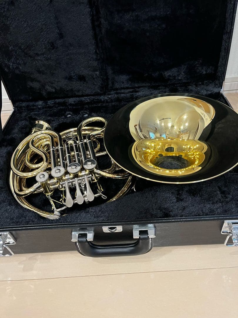 YAMAHA YHR567D フレンチホルン　美品中古　ケース付き