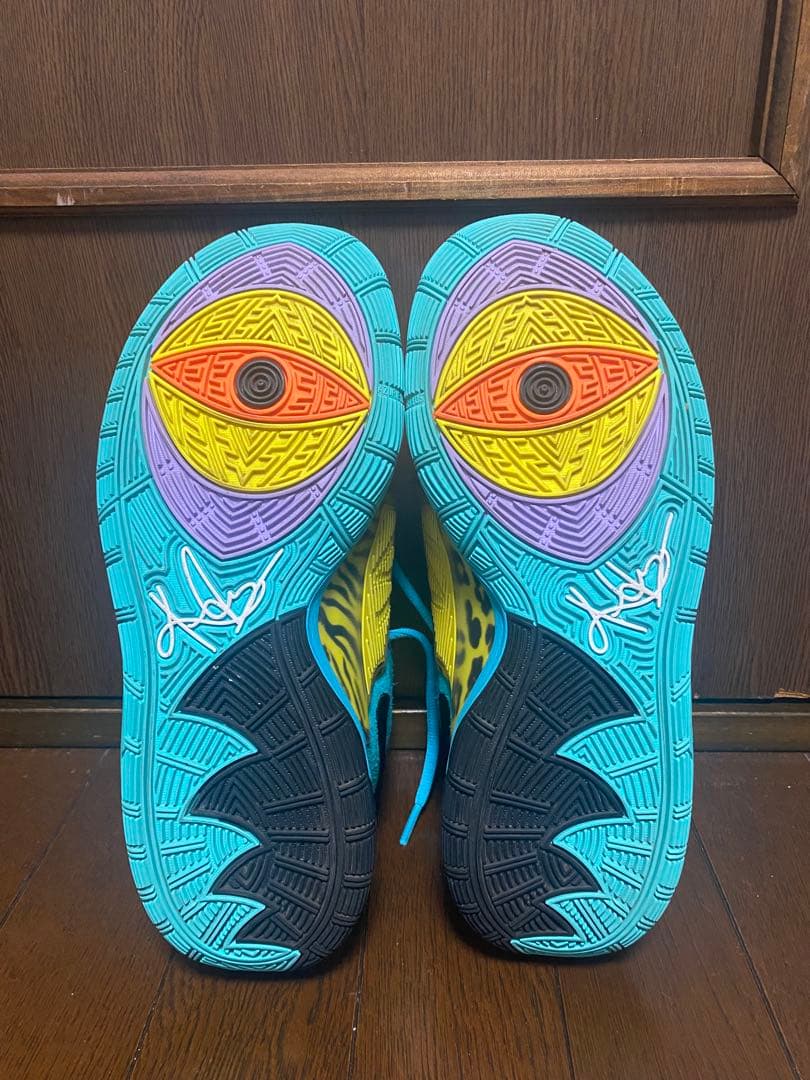 【美品】 NIKE KYRIE 6（カイリー6）水色カラー
