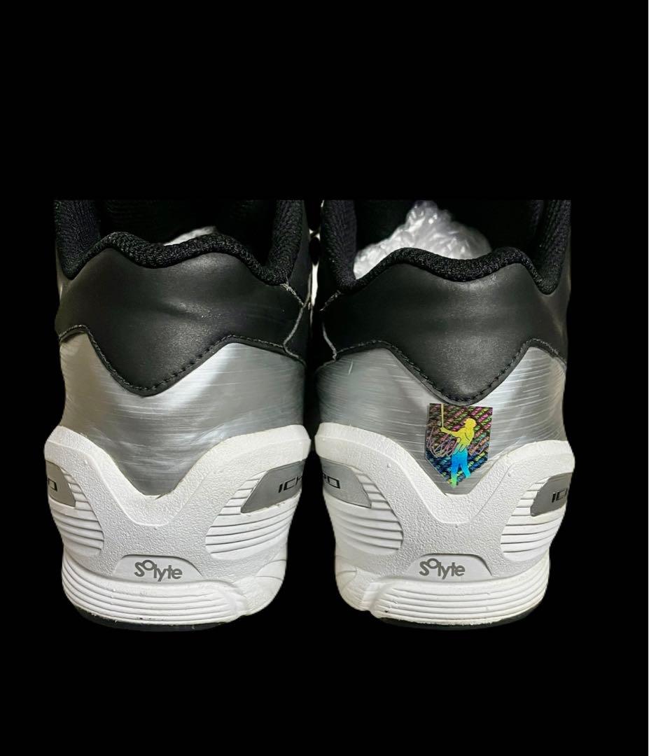 イチロー　2014 公式試合実使用シューズ直筆サイン入り　証明書付き