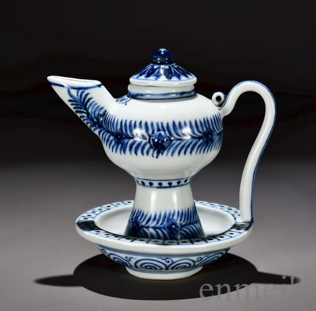 中国古美術・明宣徳製・青花巻草紋油灯・青白磁・唐物・骨董品・時代物・古陶磁・古玩