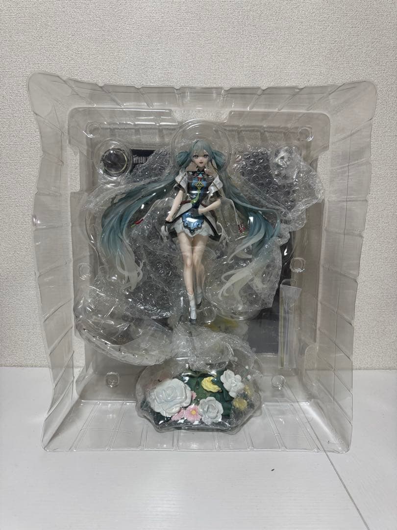 初音ミク「MIKU WITH YOU 2021」Ver. スケールフィギュア