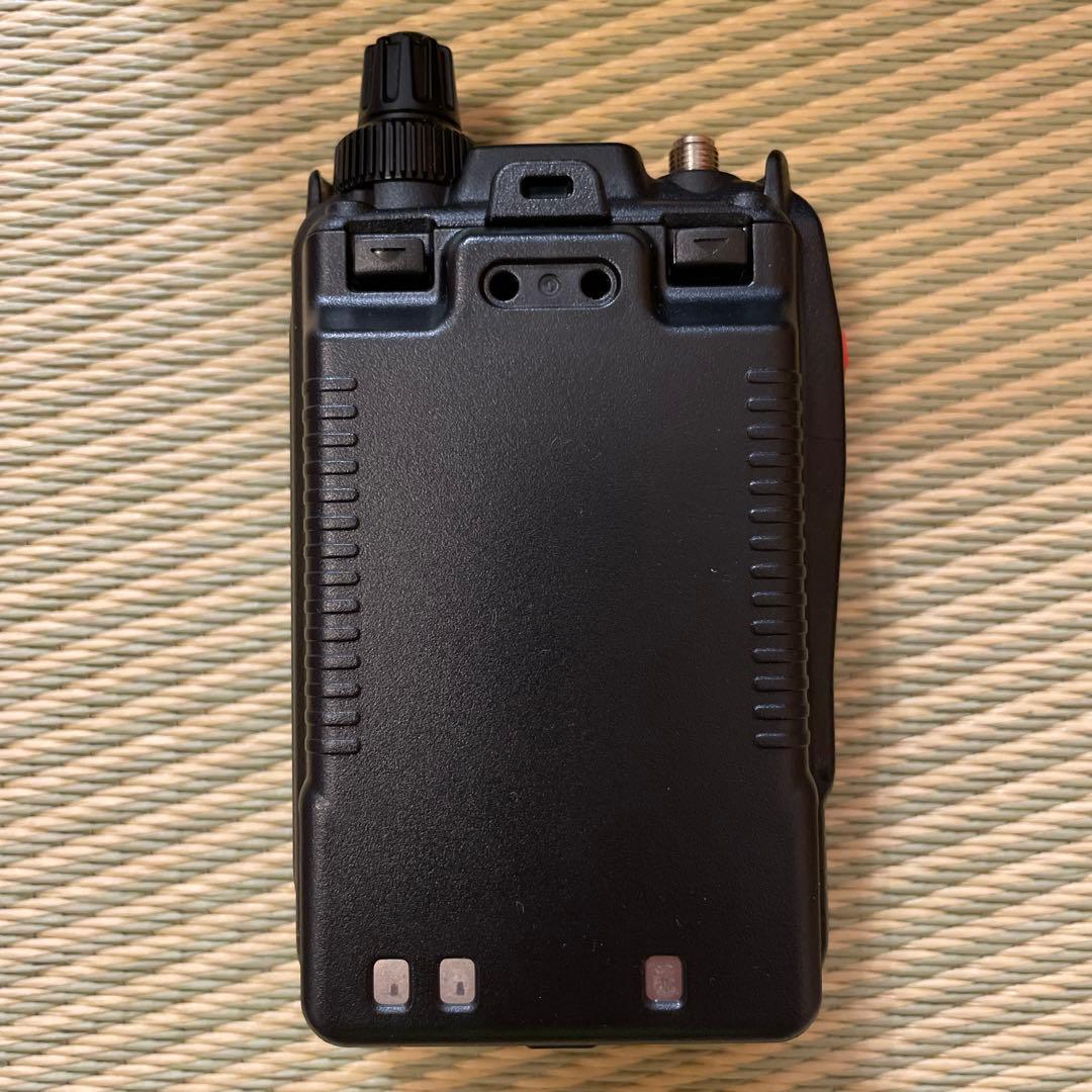 YAESU FT5D デュアルバンドトランシーバー　中古