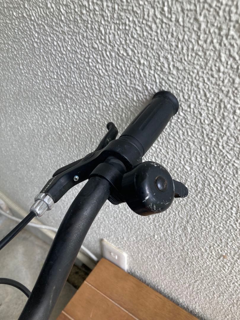 ヨツバサイクル　18インチ　ヒーローレッド