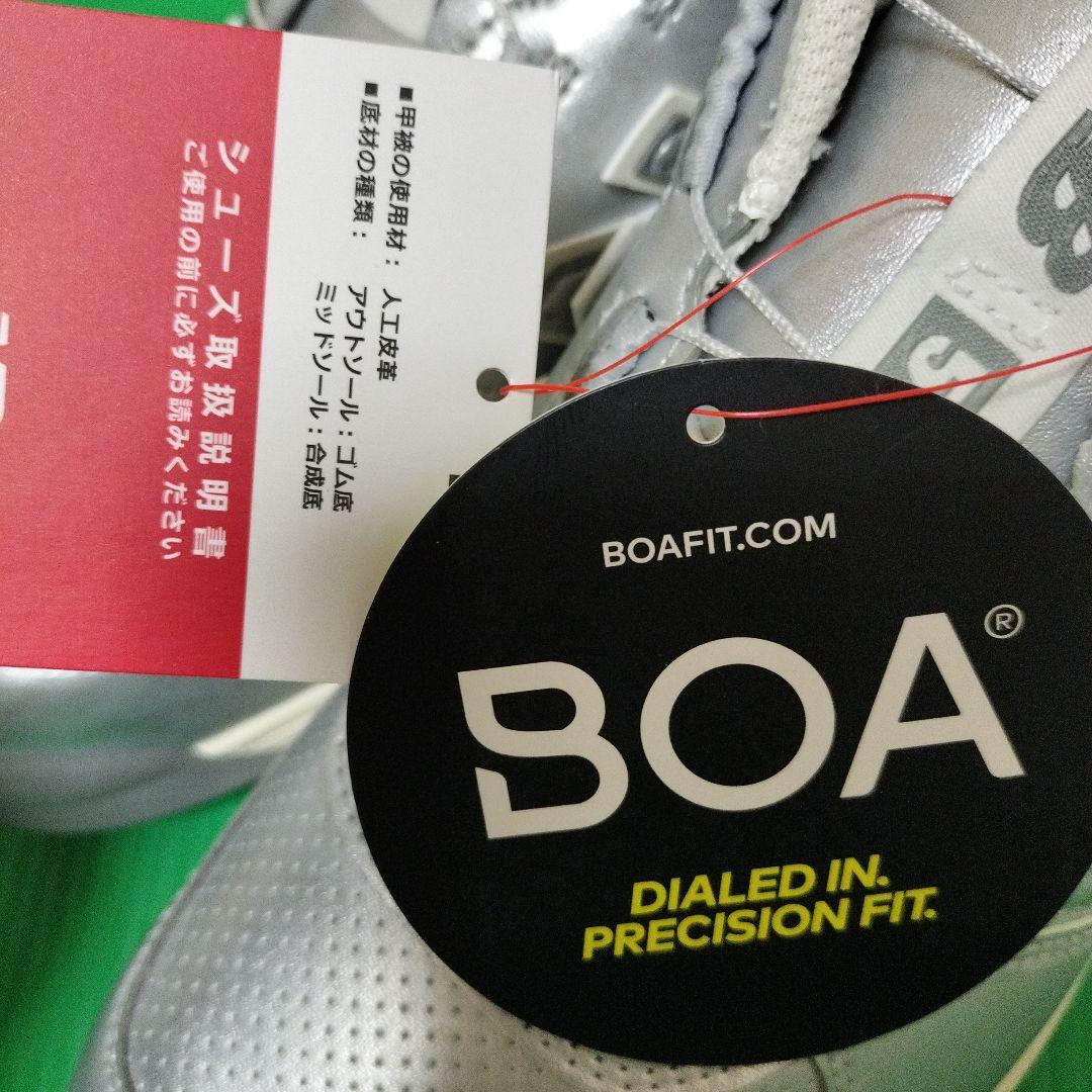 ニューバランス　ゴルフシューズ　未使用タグ付き　箱無し