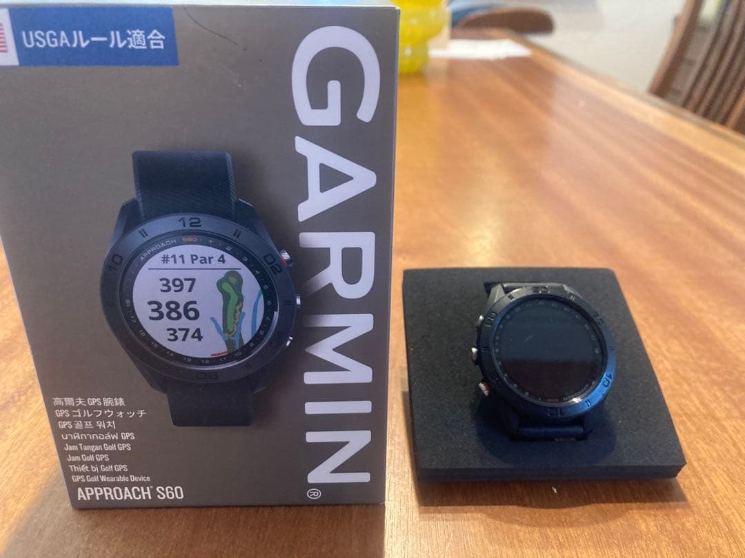 GARMIN APPROACH S60 GPSゴルフウエアラブル